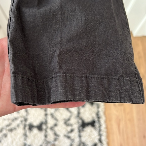 Vuori Ripstop Pant - Size L, Charcoal - Picture 7 of 12